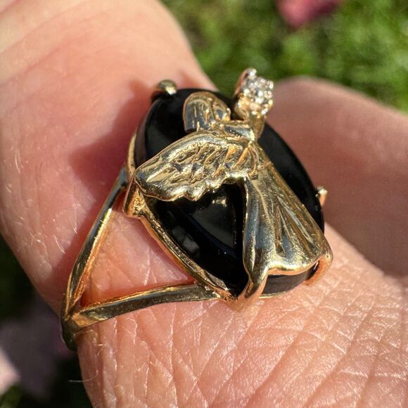Vintage 10k Gold Angel Ring With Diamond & Black Onyx Stone Size 7.5 Signed SR - Picture 7 of 13